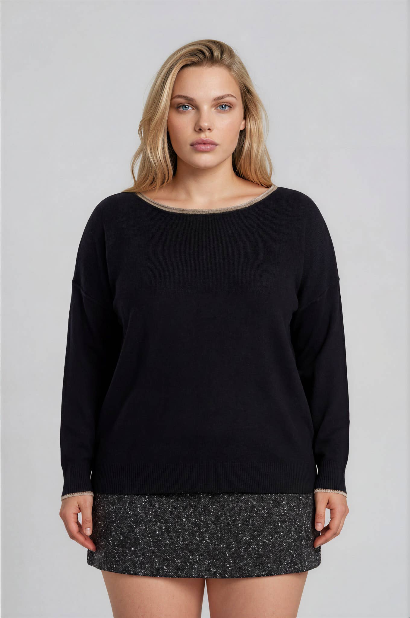 PLUS CONTRAST TRIM SWEATER
