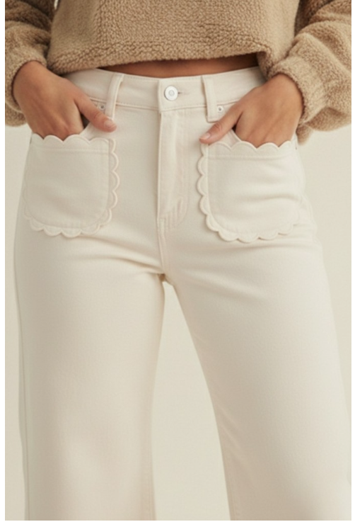 Scalloped Charm Pants